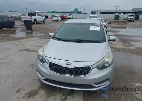 2016 Kia Forte Lx z USA, uszkodzony, nr VIN KNAFK4A61G5555094